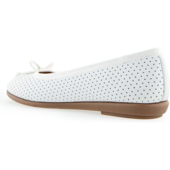 Aerosoles Women White Perf Synthetic Polyurethane Closed Rounded Toe Ballet Flat - Picture 6 of 6